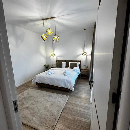 Apartment District Deluxe Craiova