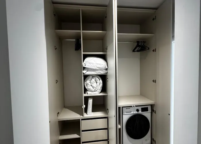 District Deluxe Appartement Craiova